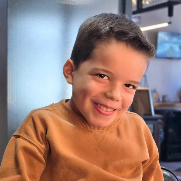 Cabelo infantil: cuidados simples para o dia a dia