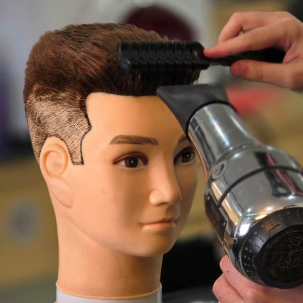 Curso de Barbeiro em Coimbra: Comece do zero e torne-se Profissional