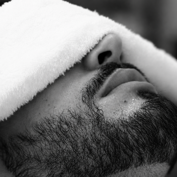 Rotina de cuidados masculinos em 5 minutos